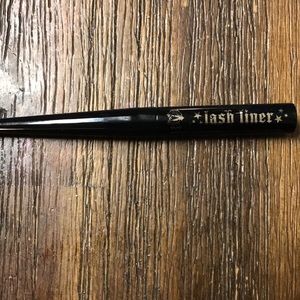kat von d lash liner liquid inner eyeliner